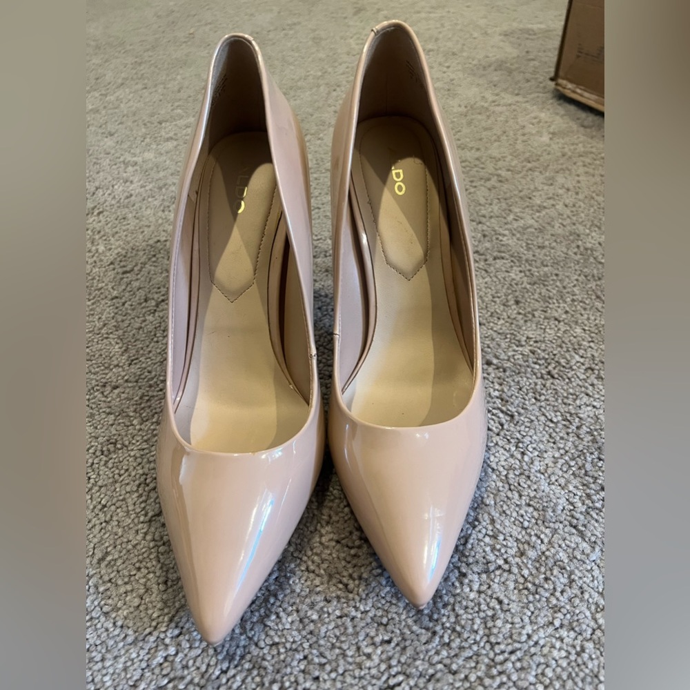 Nude ALDO pumps